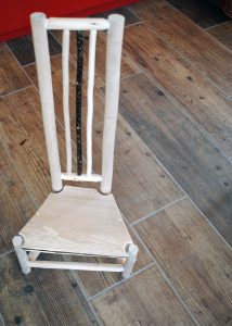 jason-robards-hedgerow-crafts-handmade-greenwood-hazel-xmas-chair-small-big-3